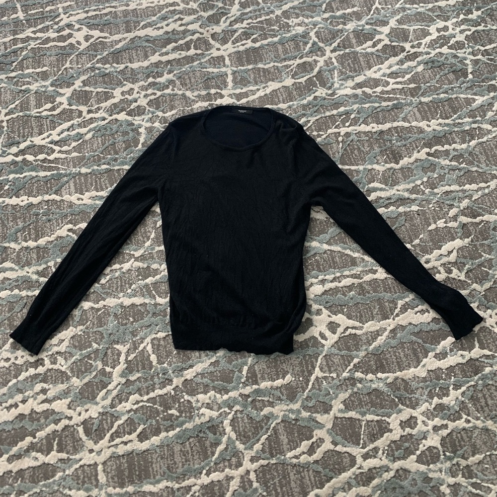 WEAR AND FLAIR black knit sweater from New York!!One size fits all!!